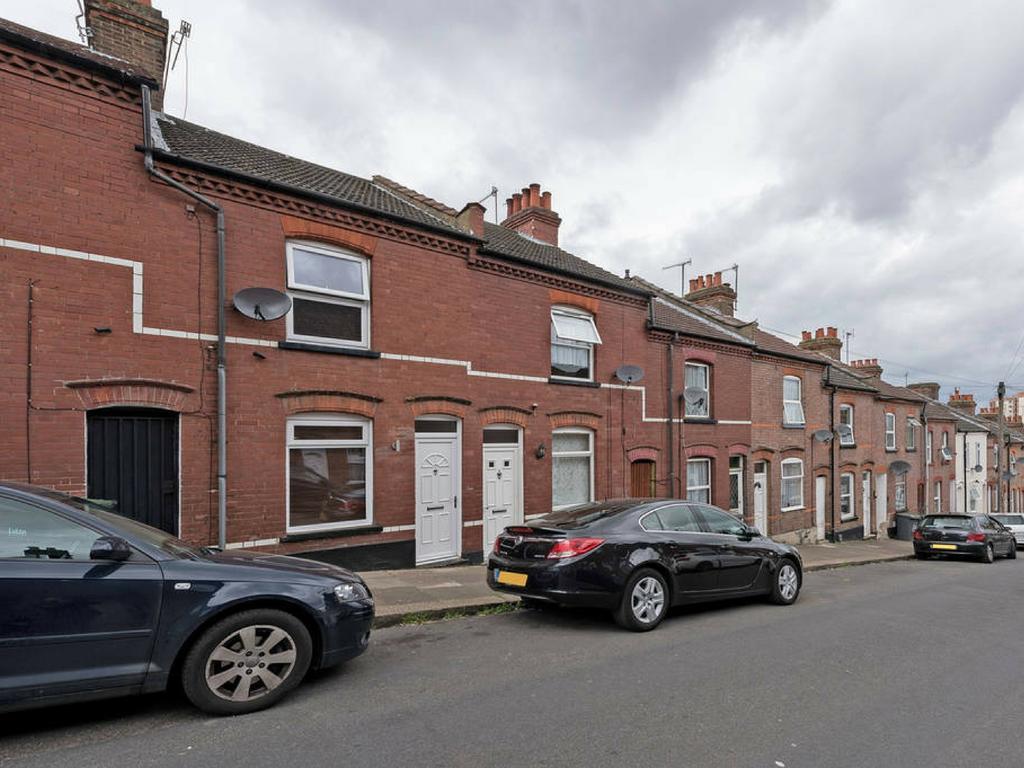 Cambridge House - Modern 2 Bedroom House, Close To Luton Airport & Town Centre Exteriér fotografie